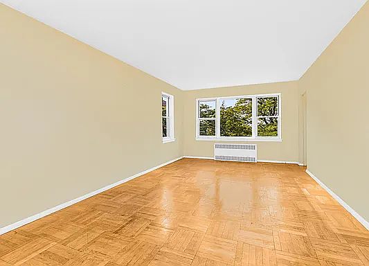 2nd image of 3850 Hudson Manor Ter APT 2BW