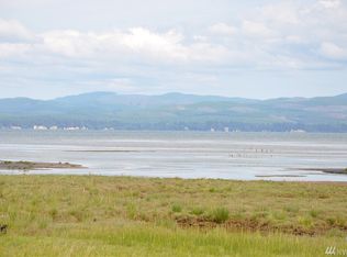 32500 Sandridge Rd, Oysterville, WA 98641