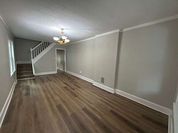 3rd image of 460 Cleveland Ave