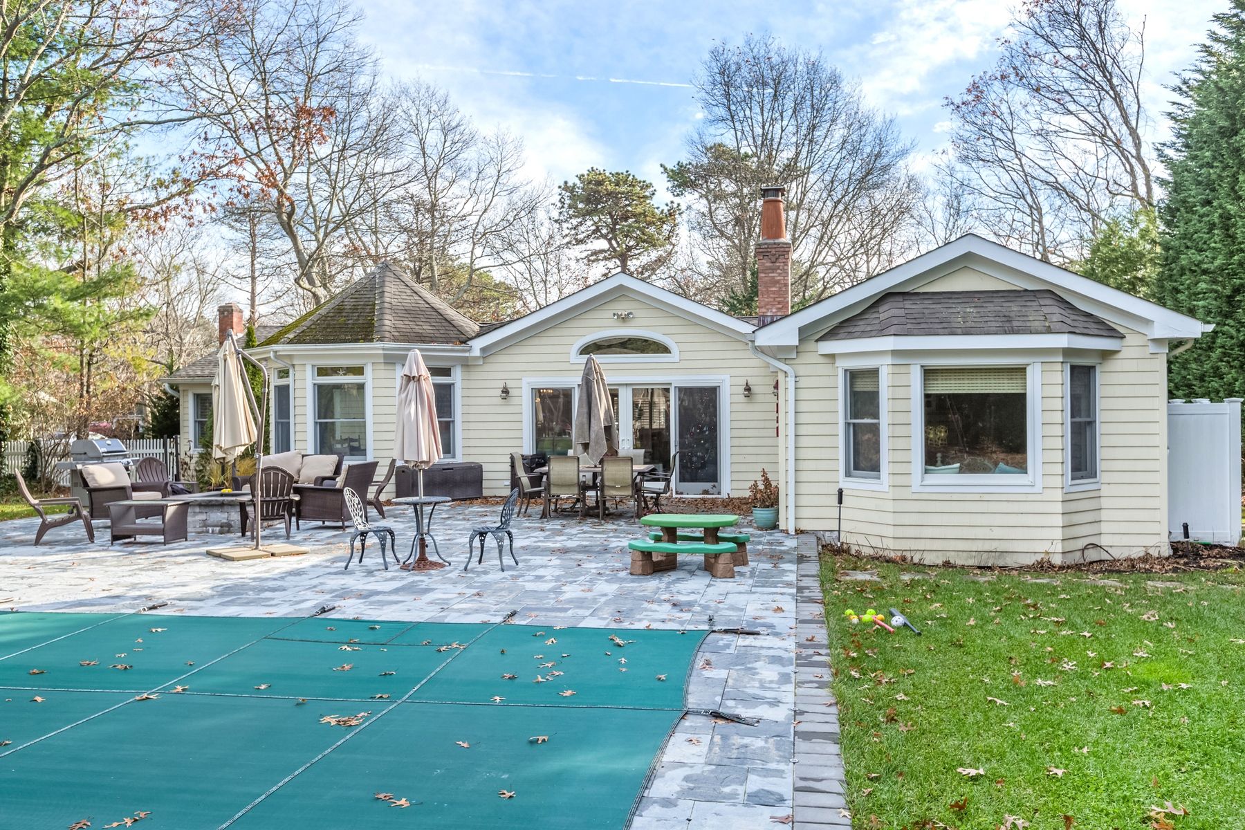 12 Birchwood Ln in East Quogue Out East