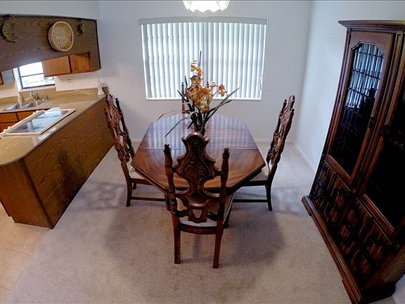 5th image of 408 Lake August Dr
