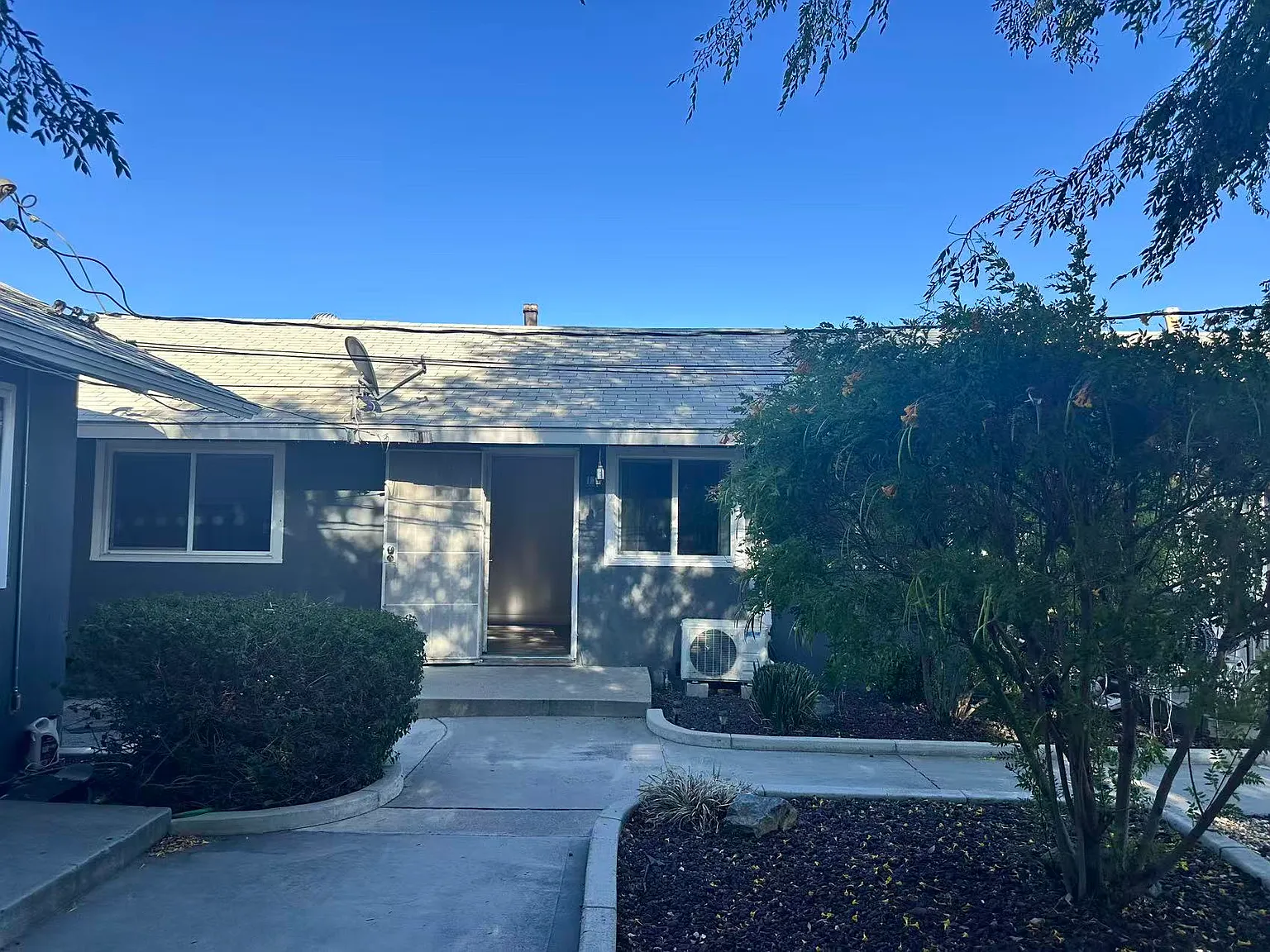 2 bed, 613 sqft, $1,850 — Photo 1