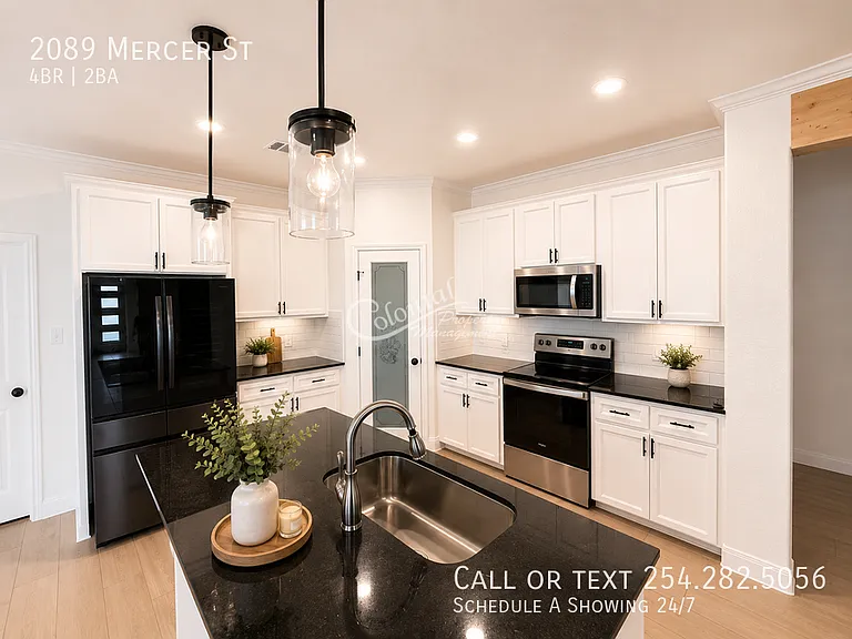 2089 Mercer St — Photo 3