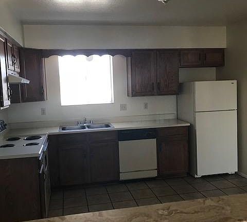 5th image of 3251 E Edison St APT 10