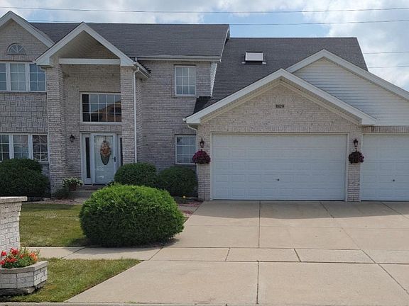 3rd image of 1829 Covenent Ln