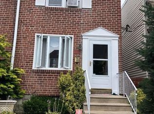 237 Lauriston St, Philadelphia, PA 19128