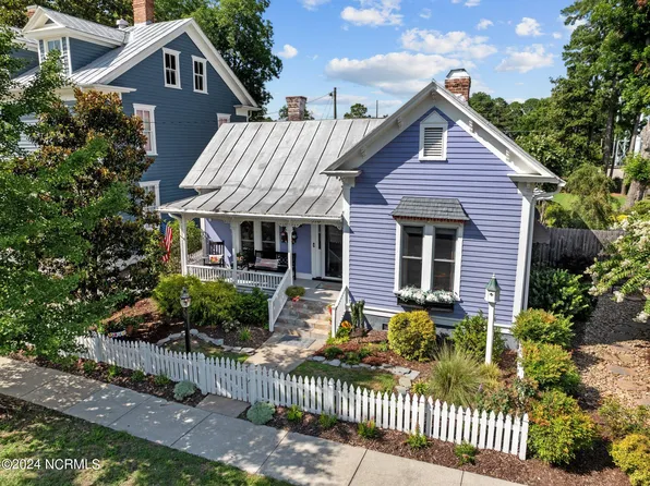 318 E 2nd Street, Washington, NC 27889