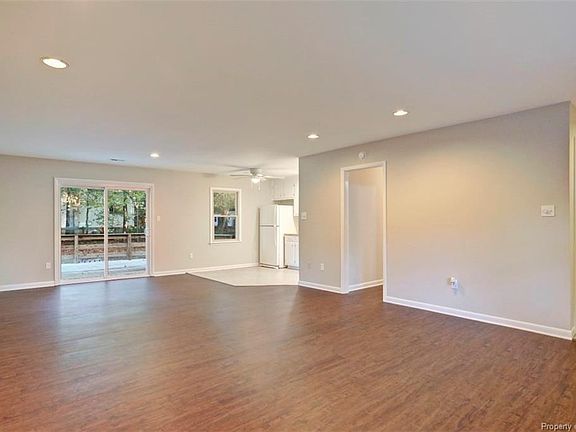 4th image of 6308 Stonehenge Way