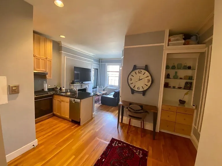 235 Beacon St #7 — Photo 1