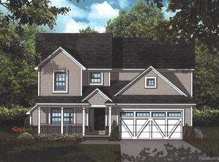 496 Pattan Dr, Wixom, MI 48393