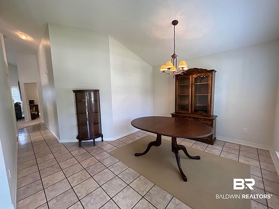 3rd image of 129 Cypress Ln