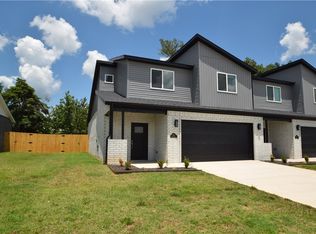 674 Sun Meadows Loop, Centerton, AR 72719