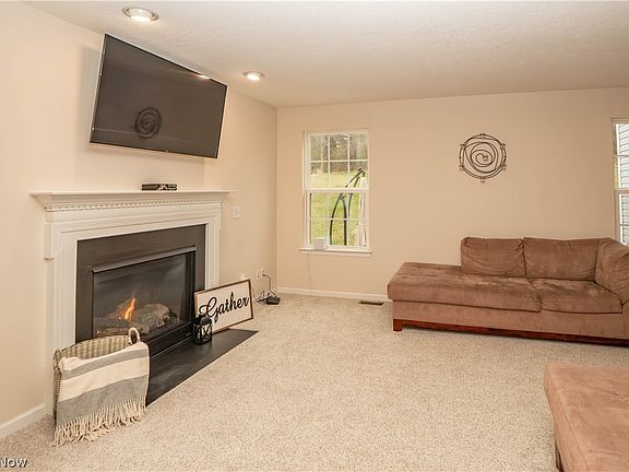 5th image of 6525 Pine Bluff Ave NE