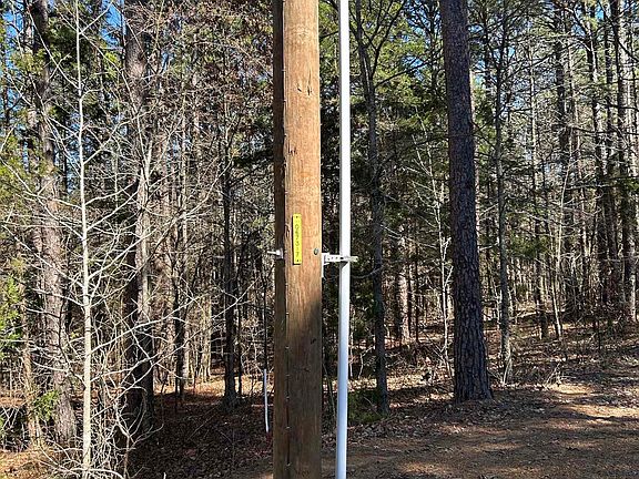 4th image of 3306 Black Hill Rd