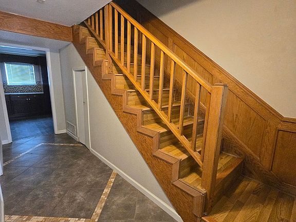 2nd image of 5 La Paloma Pl
