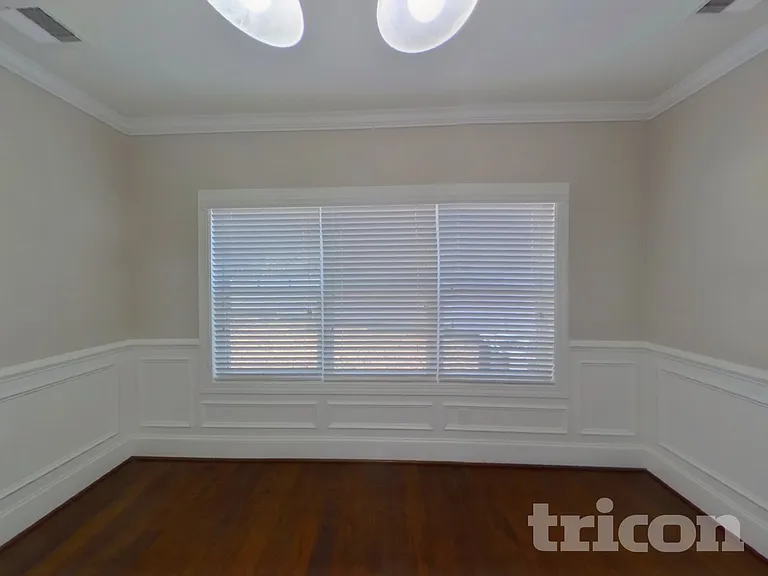 142 Regency Pl — Photo 3