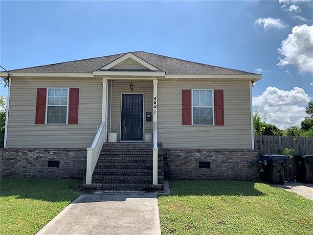 1st image of 4821 Majestic Oaks Dr