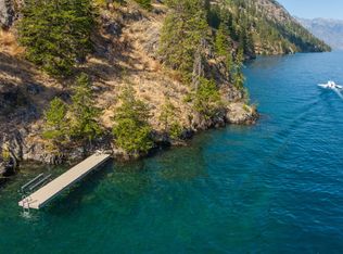 379 Robison Ln, Chelan, WA 98816