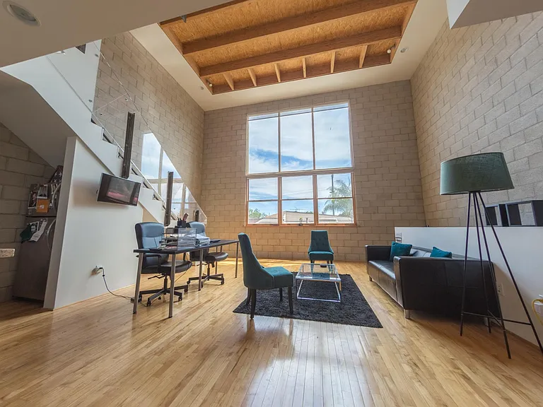 717 N Cahuenga Blvd #A2 — Photo 1