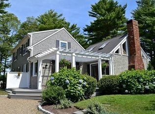 15 Stoney Run Ln, Marion, MA 02738