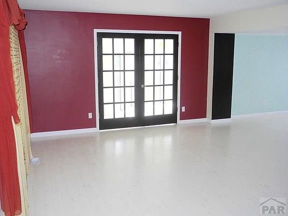 3rd image of 900 Blue Lace Dr