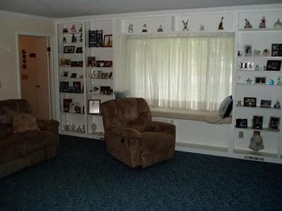 2nd image of 441 N Village Dr