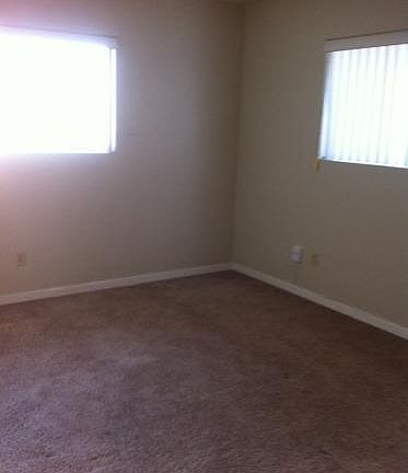 4th image of 345 Del Mar Ave APT C