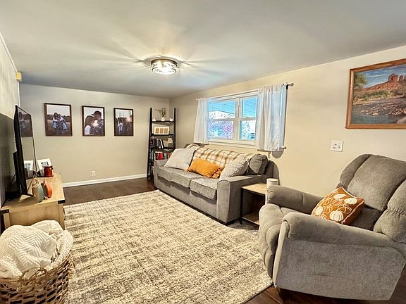 2nd image of 34 Campbell Hill Rd