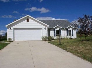 622 Seville Ct, Ligonier, IN 46767
