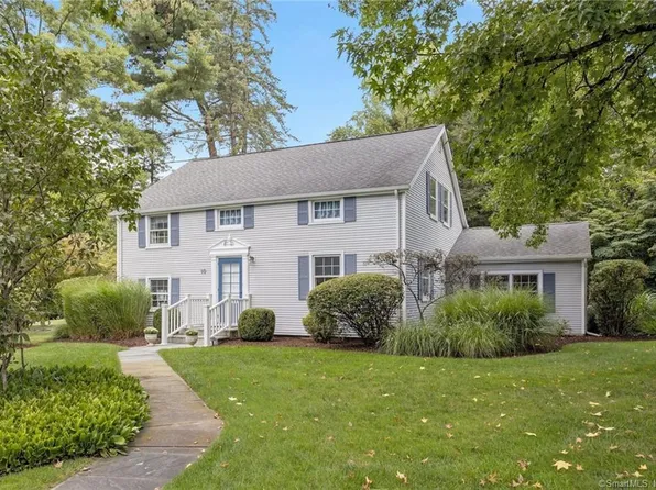 10 Lynn Court, Darien, CT 06820