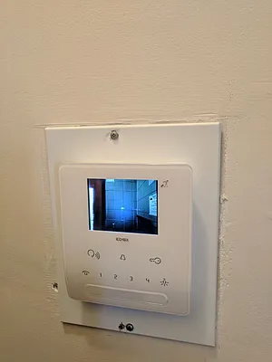 Rented by Stareal Group LLC | media 25