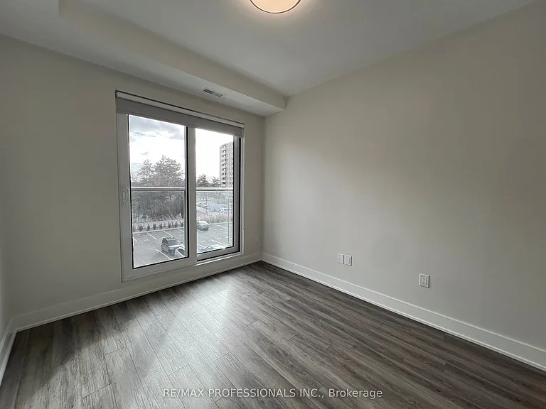62 Dixfield Dr #123 — Photo 24