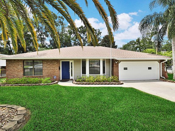 4th image of 1256 Westlawn Dr
