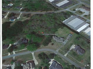 247 Clinton Crossing Dr, Gray, GA 31032