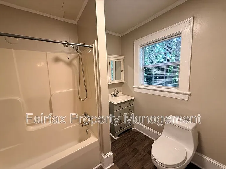 912 Massey Ave — Photo 18