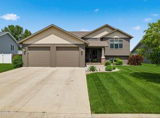 29 Riverview Ln SE, East Grand Forks, MN 56721