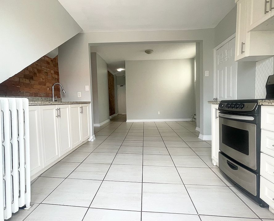 1st image of 463 King St E #5