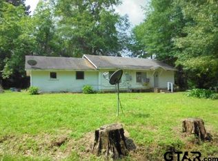 104 Morgan St, Gladewater, TX 75647