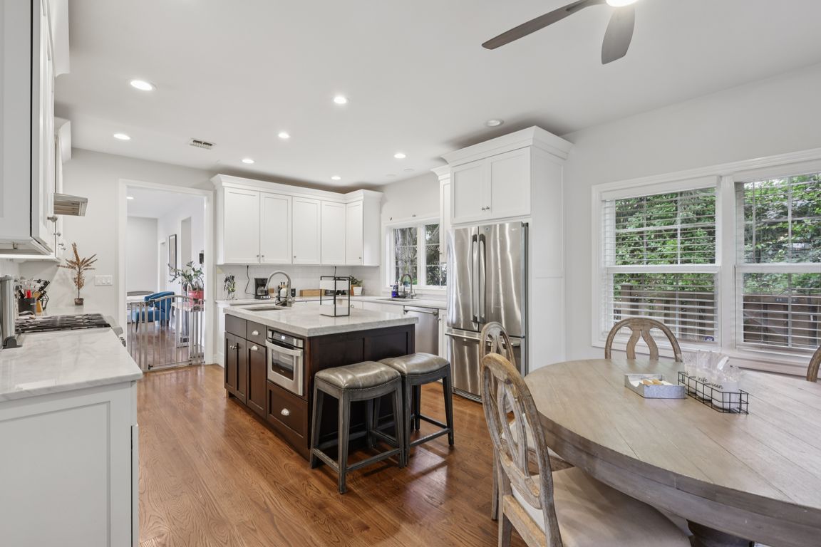 Birchwood Ave-S0208-017.jpg