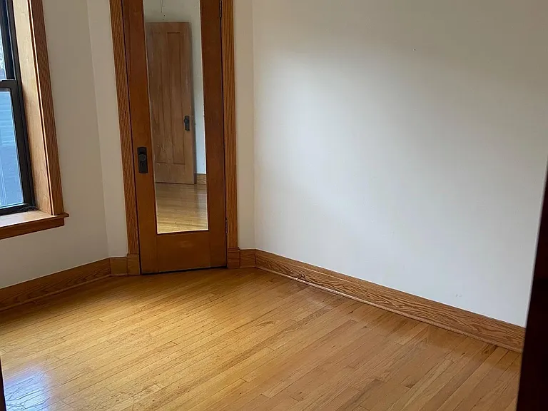 552 W Roscoe St #2B — Photo 13