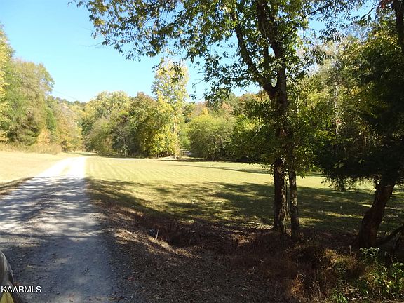 4th image of 1498 Fort Blount Ferry Rd