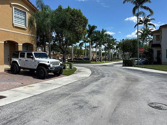 4th image of 12987 SW 133rd St