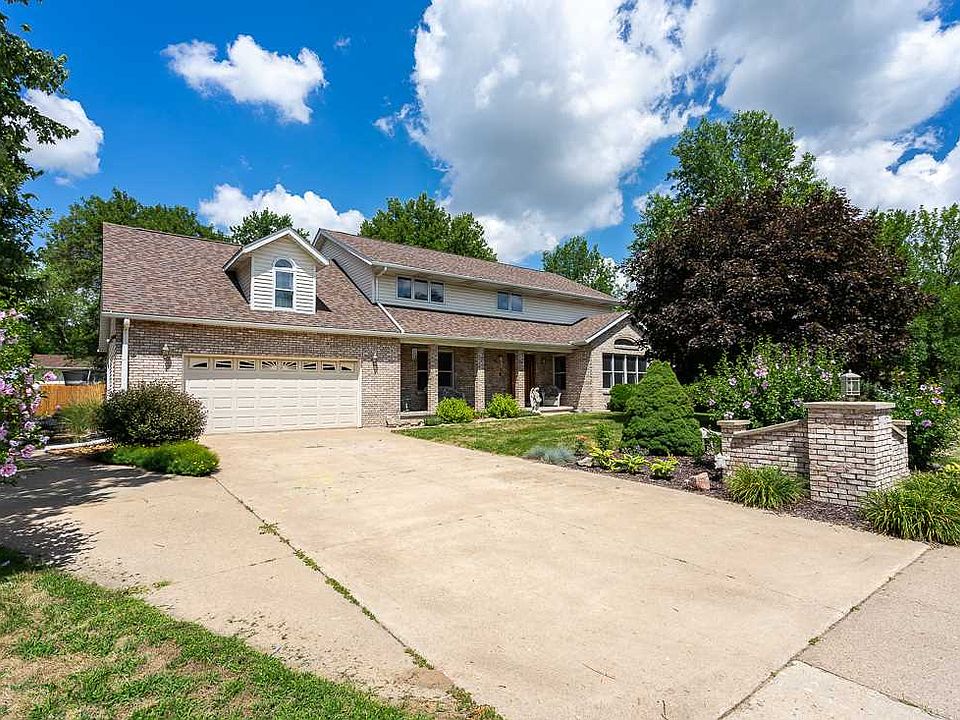 412 Middle Rd, Camanche, IA 52730 Zillow