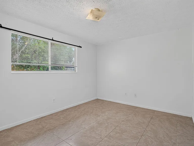 9954 Larkdale Ct — Photo 26