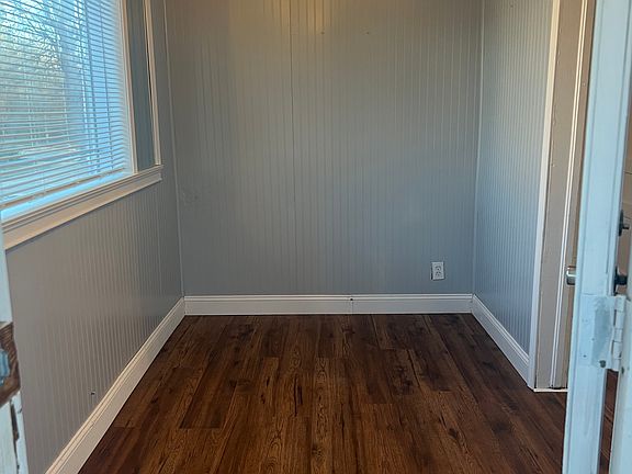 Entrance Room