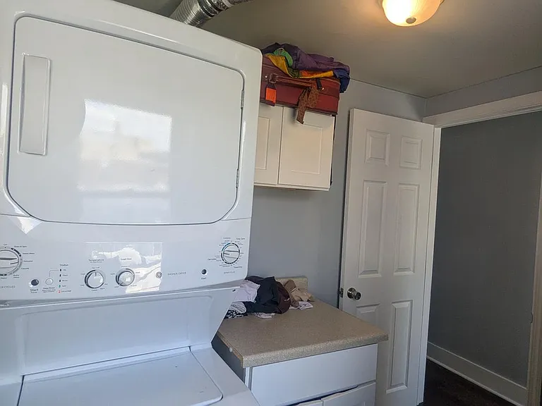 2305 N College Ave — Photo 16