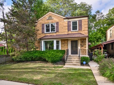2946 W Balmoral Ave, Chicago, IL, 60625
