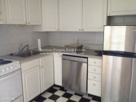9 Marlborough #41 Boston - Back Bay Unit Photo 2