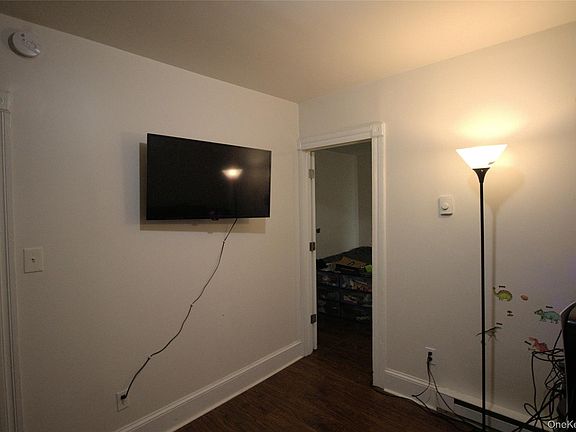 3rd image of 9 Spring Street