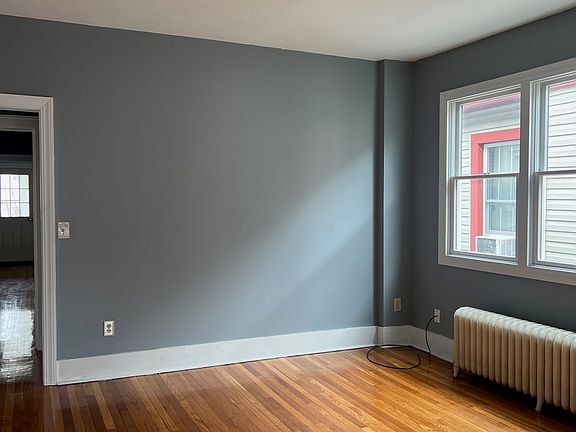 5th image of 904 Park Ave
